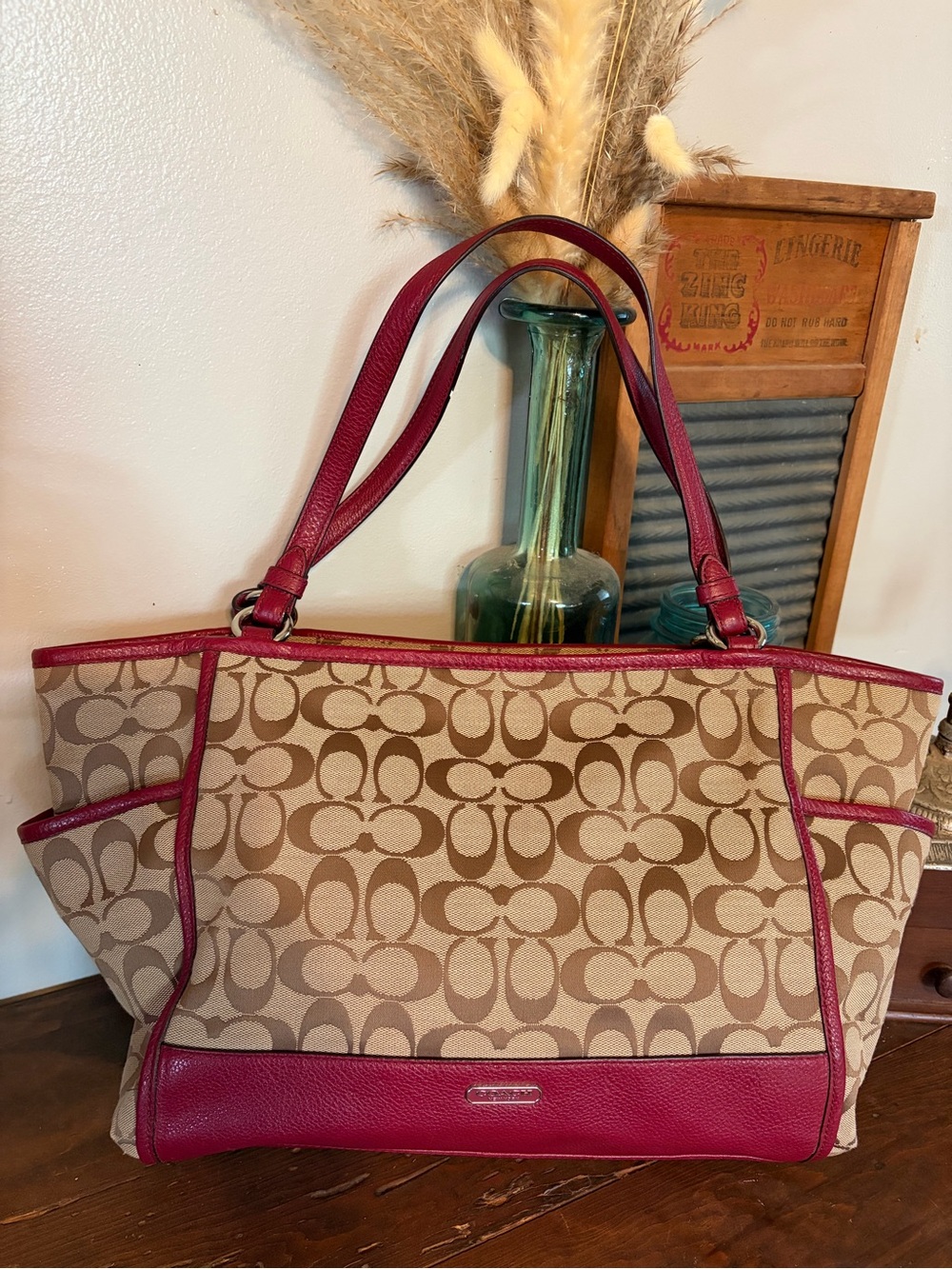 ✨2014✨ Coach Signature Park Carrie Canvas Tote with Wine Trim